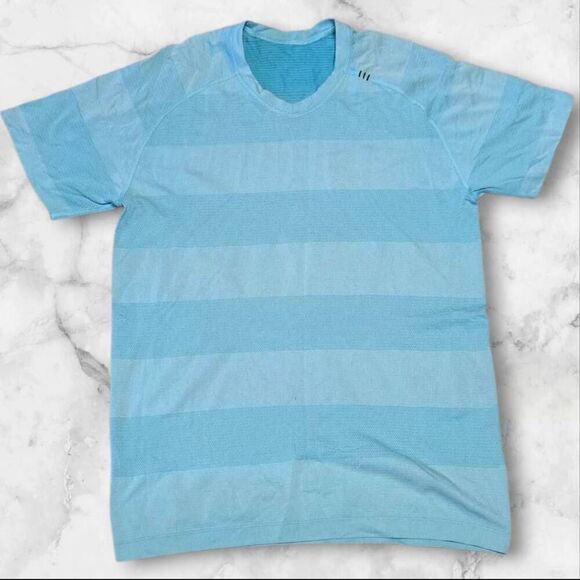 Lululemon Mens Blue Stripe Metal Vent Tech Tee Shirt Size Large - Picture 1 of 2